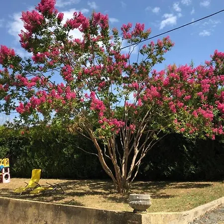 Holiday home Au Lilas Rose Maison Entre Campagne Et Village *