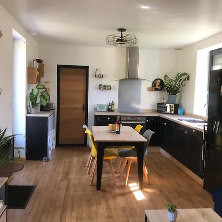 Holiday home Au Lilas Rose Maison Entre Campagne Et Village *